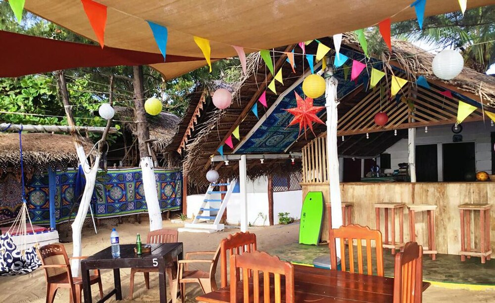 Beach Wave Hotel 26/43