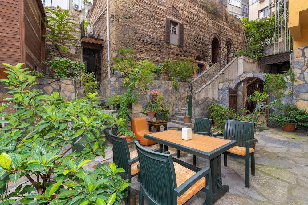 Stone Hotel Istanbul 51/63