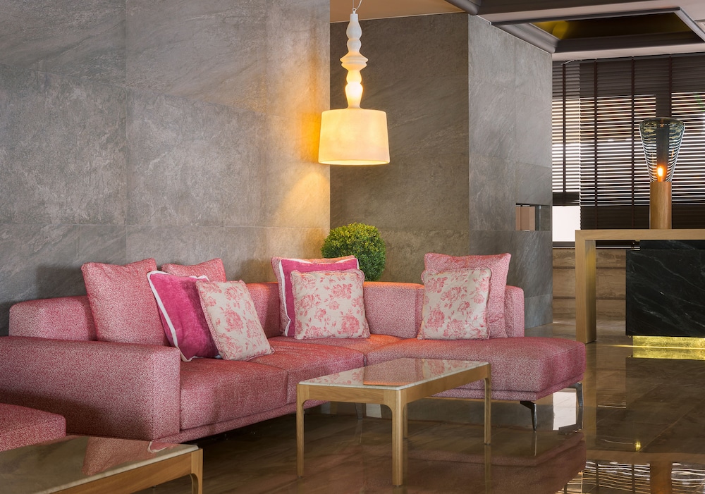 Porto Angeli Beach Resort 48/76