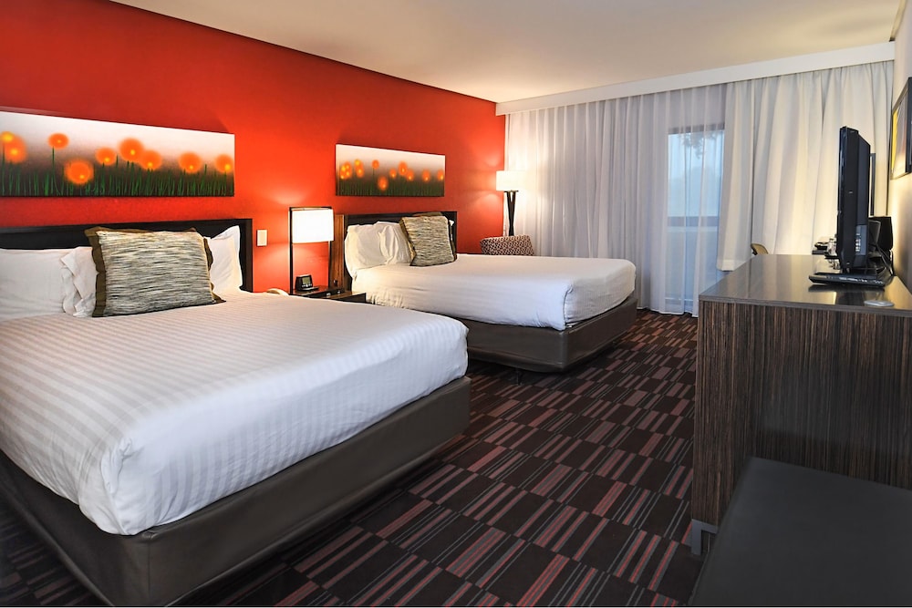 Holiday Inn Irving - Las Colinas, an IHG Hotel 15/64