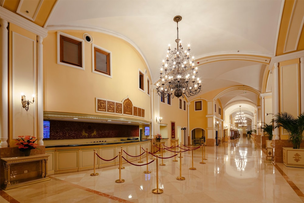Kremlin Palace 8/54
