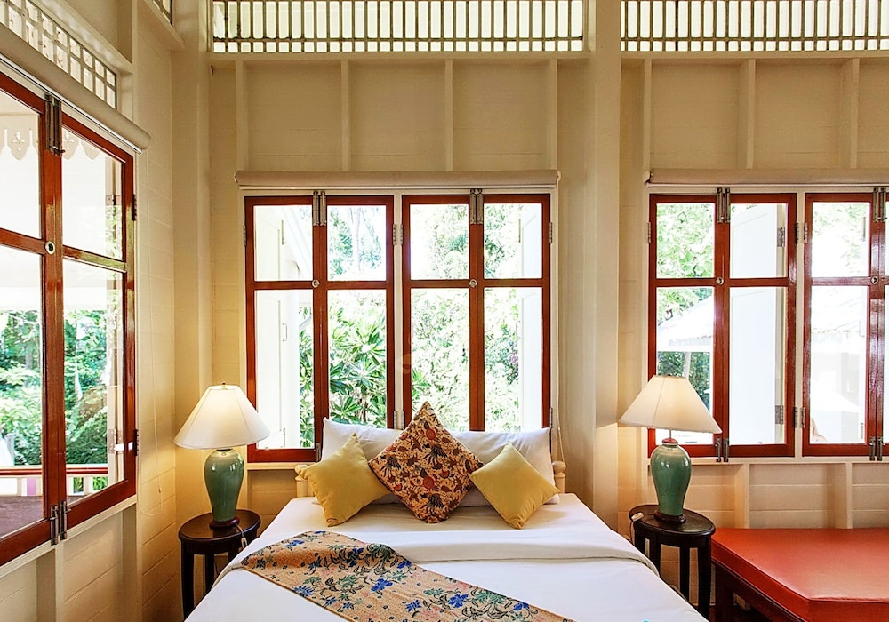 Baan Bayan Beach Hotel 30/73
