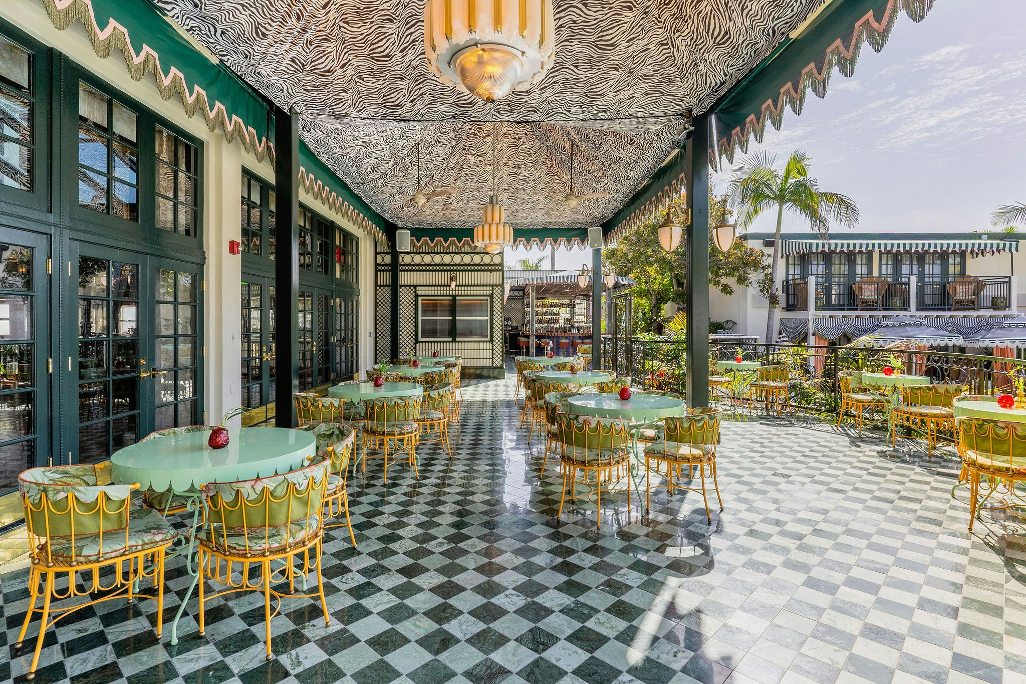 The Lafayette Hotel And Club 25/30