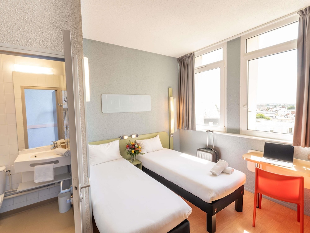 غرفة بسريرين منفصلين، Ibis Budget Le Mans Centre 5/10