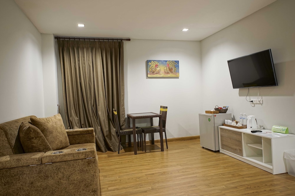 Nantra Chiangmai Riverfront Hotel 36/50
