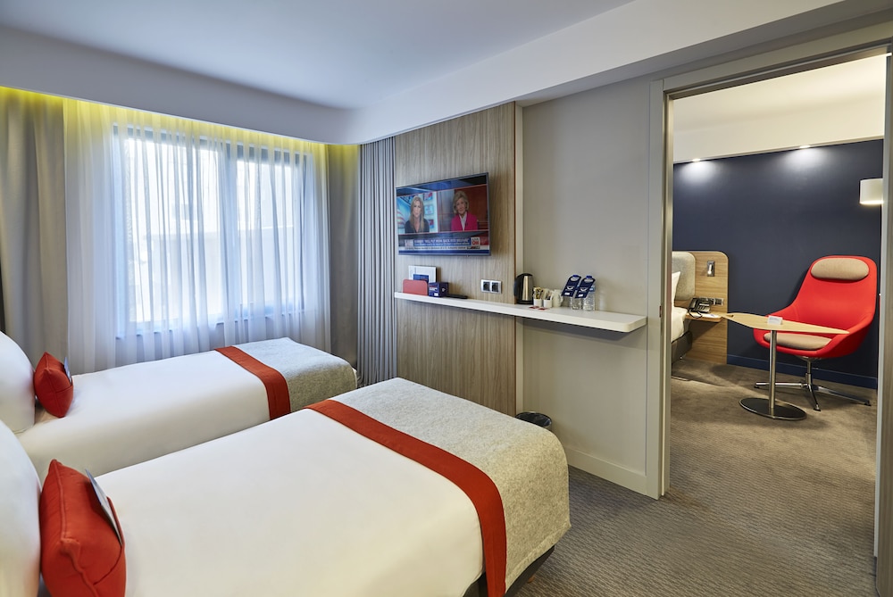 standard room, 2 twin beds, smoking