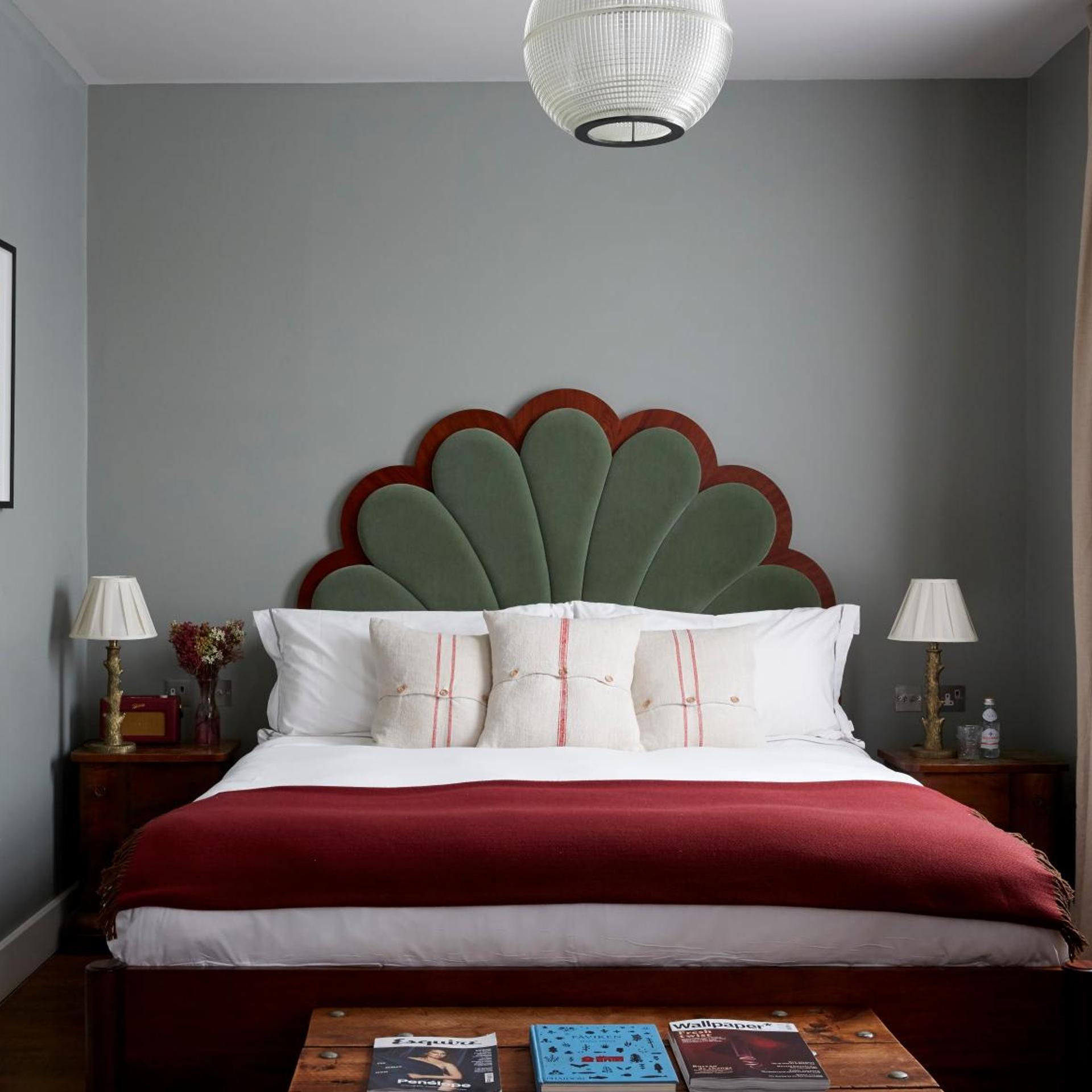 Superior, Suite, Artist Residence London 2/7