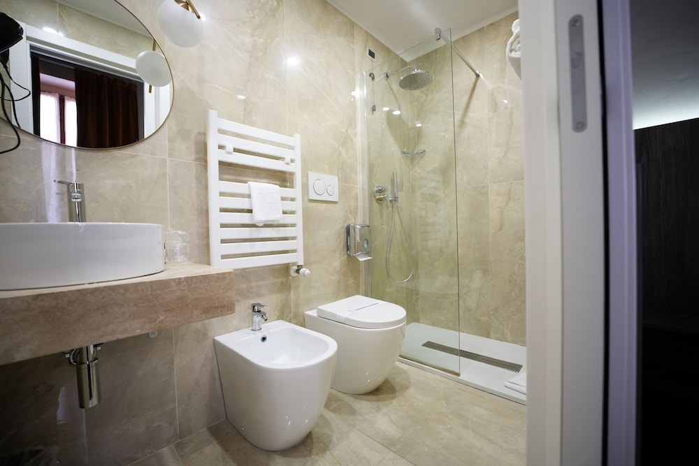 Urbani Hotel 45/49