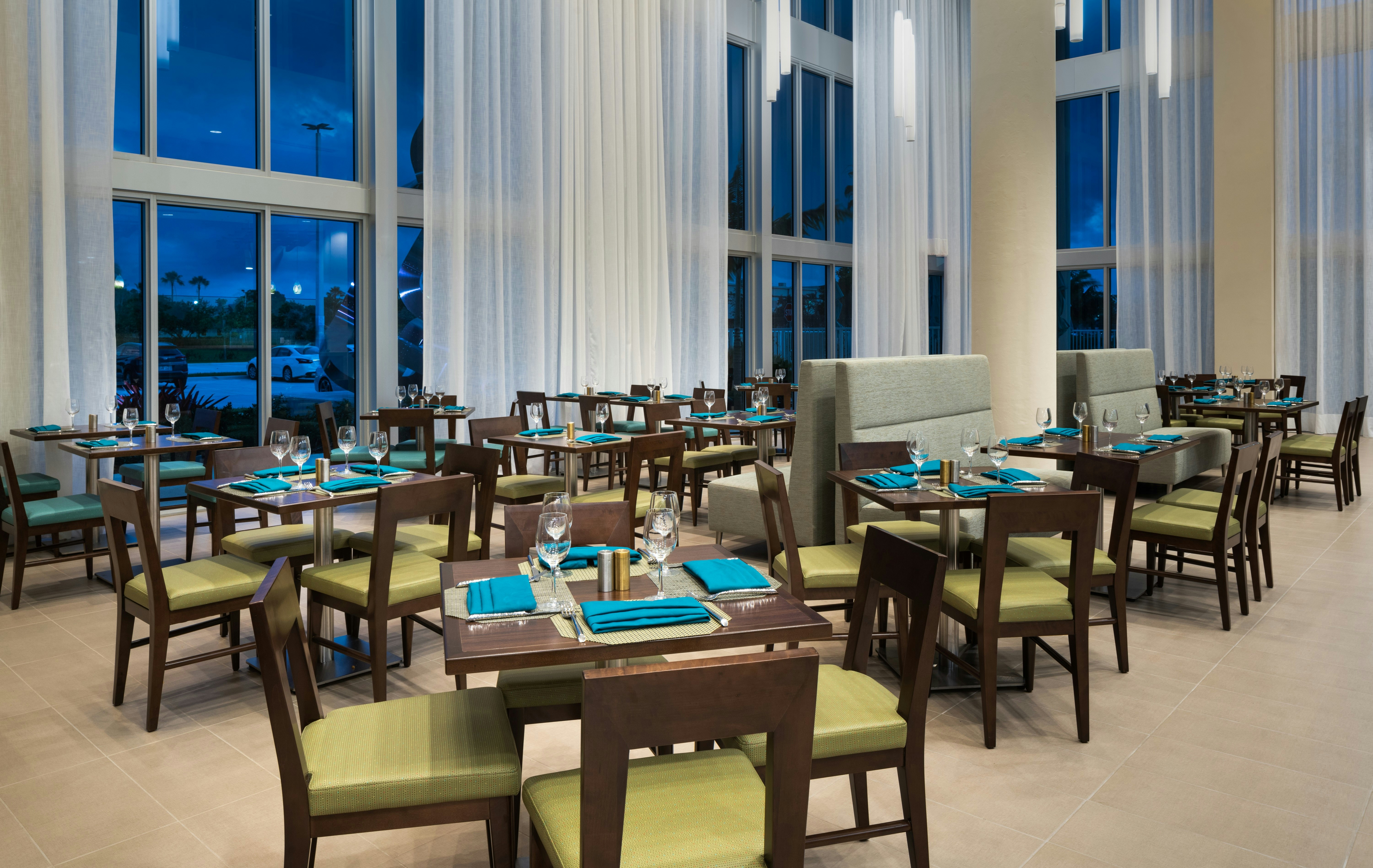 Doubletree By Hilton Miami Doral 32/44