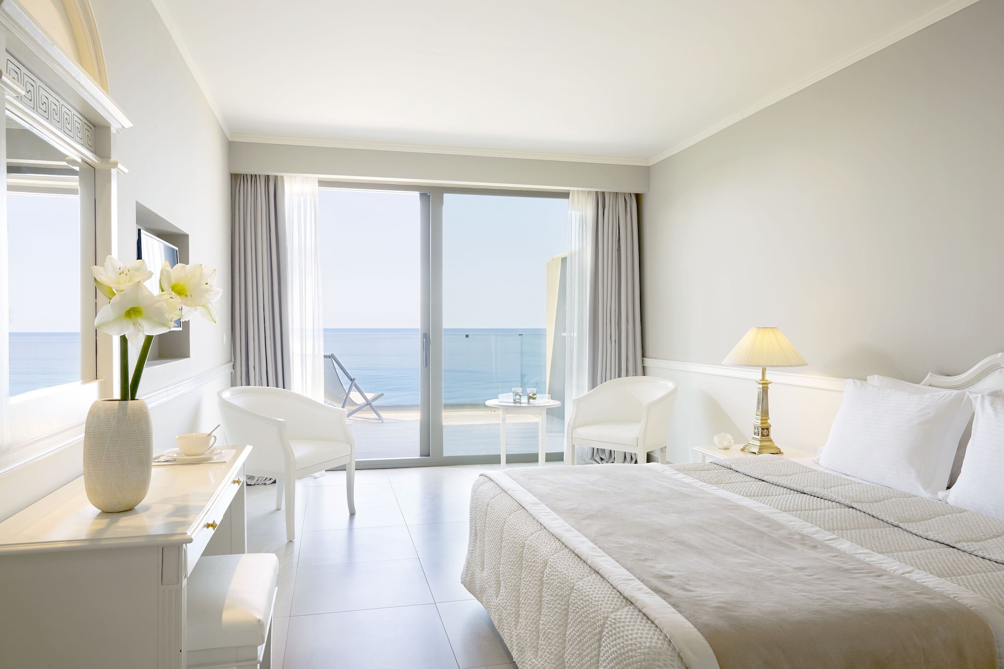 DELUXE, SEA VIEW