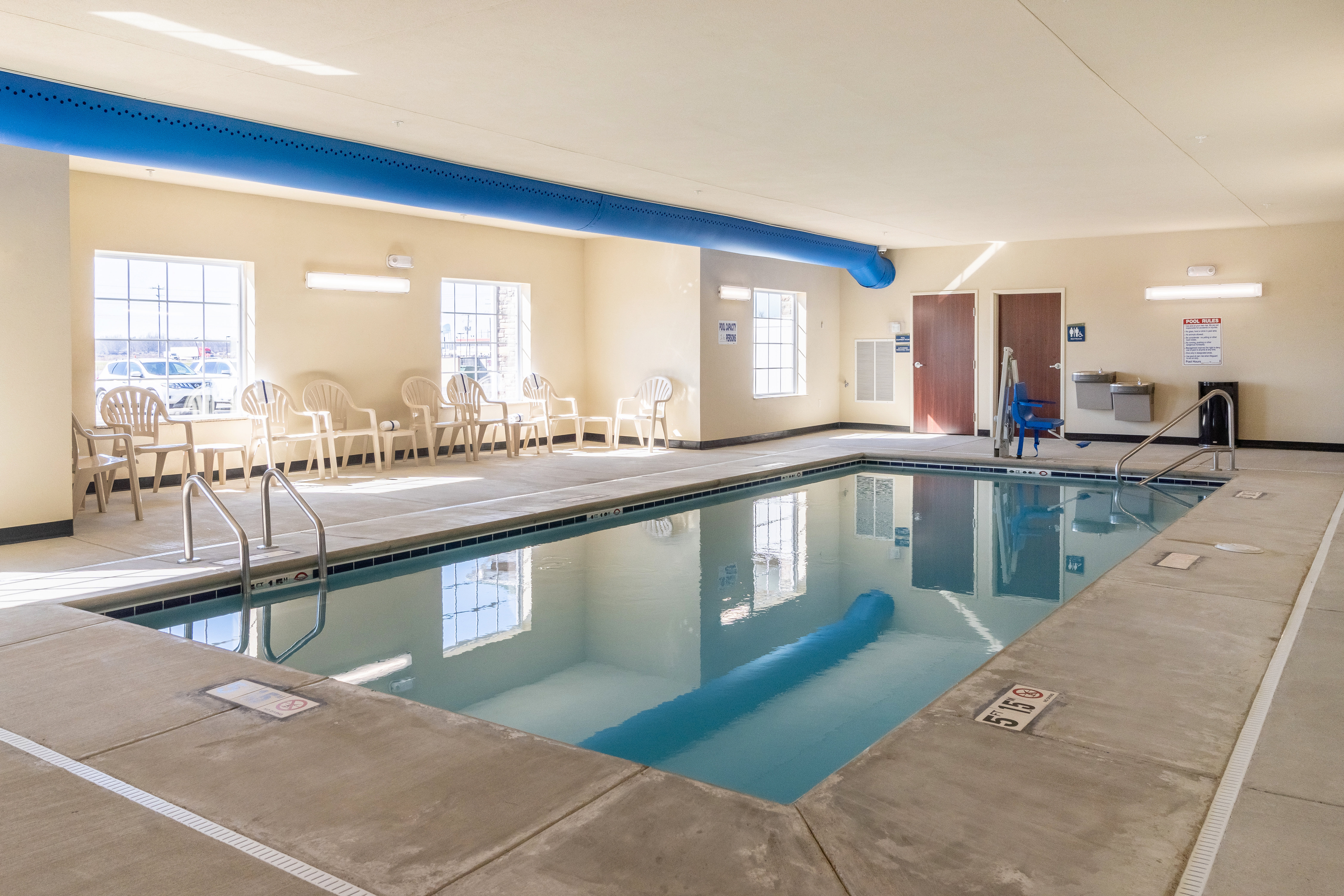 Cobblestone Hotel & Suites - Newport 31/61