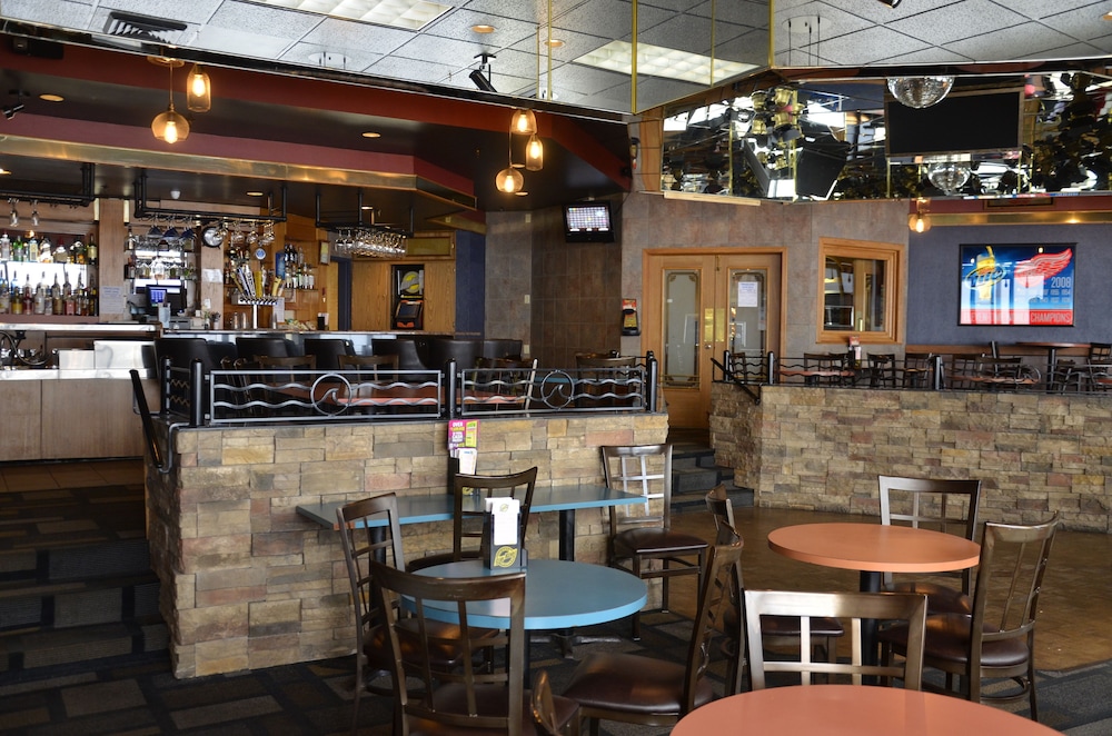Tawas Bay Beach Resort 37/47