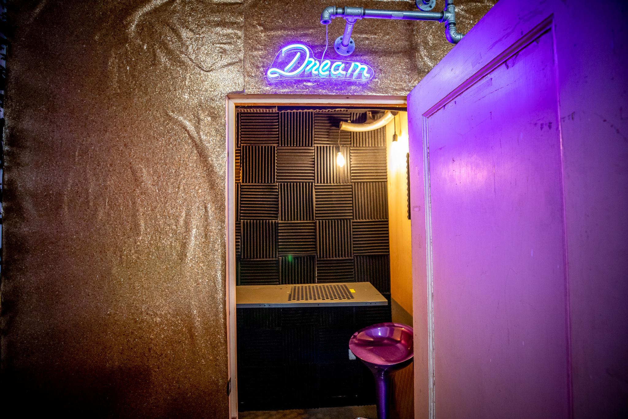 PodShare San Diego - Hostel 4/16