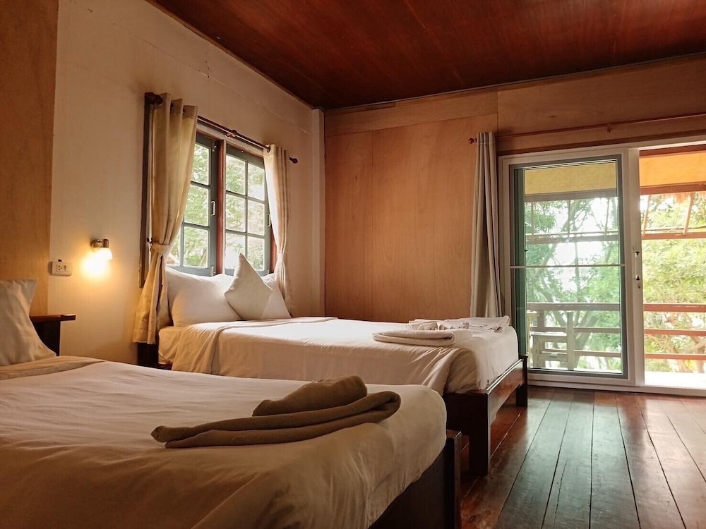 P.D. Beach Resort 9/50