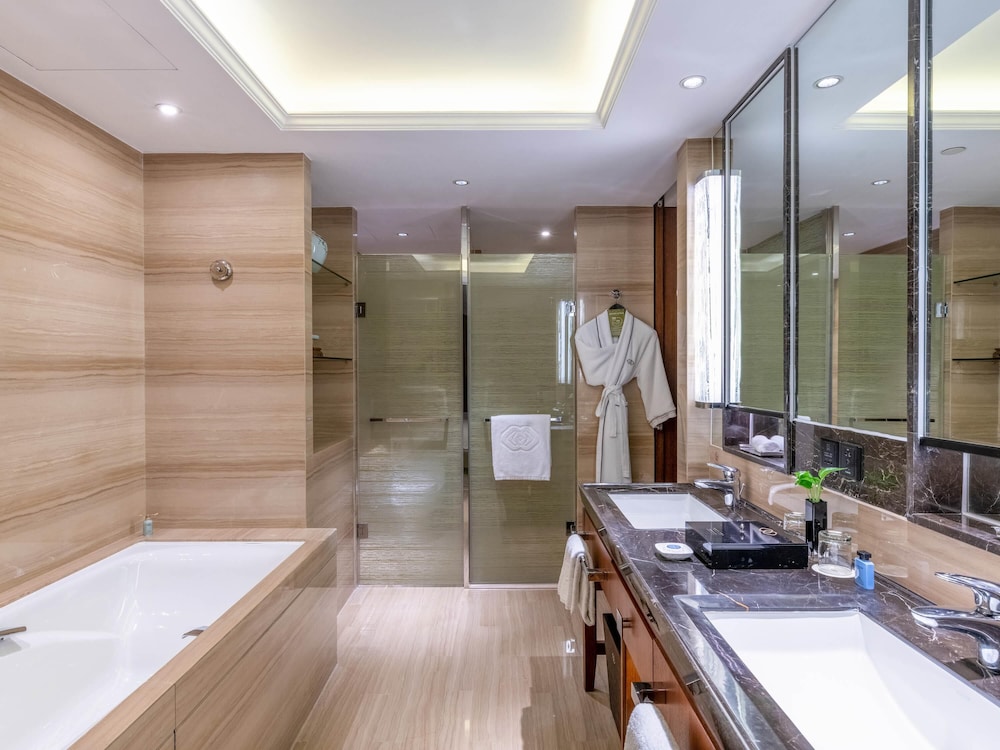 Sofitel Hangzhou Westlake 71/72