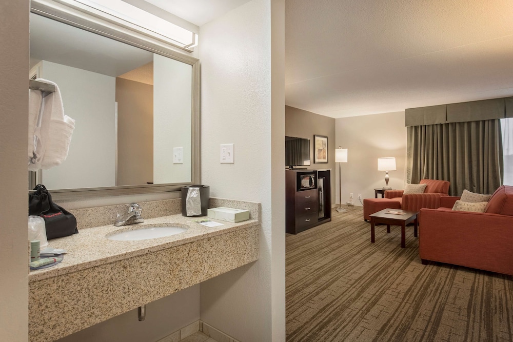 Best Western Ashbury Inn 10/27