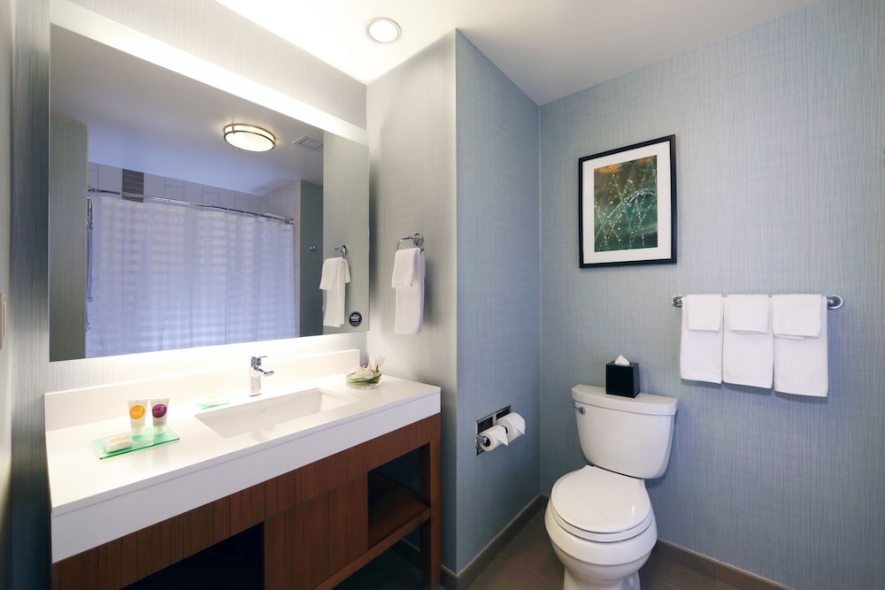 Hyatt Place Flushing Laguardia Airport 13/58