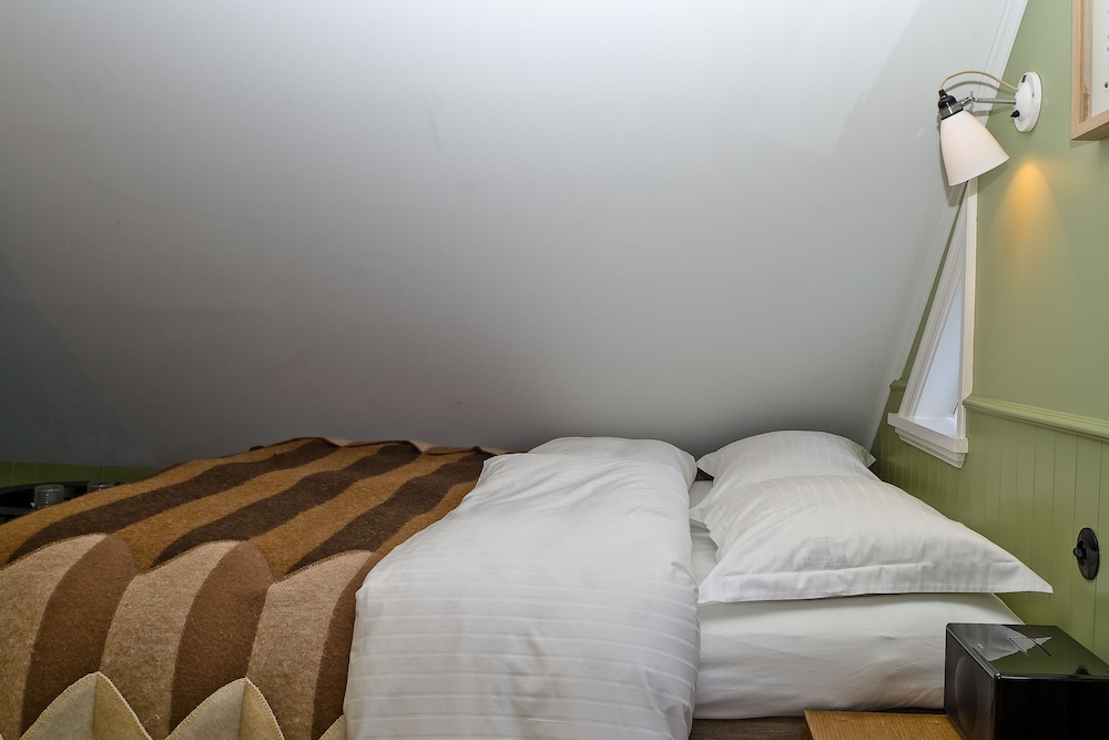 Hotel Egilsen 10/18