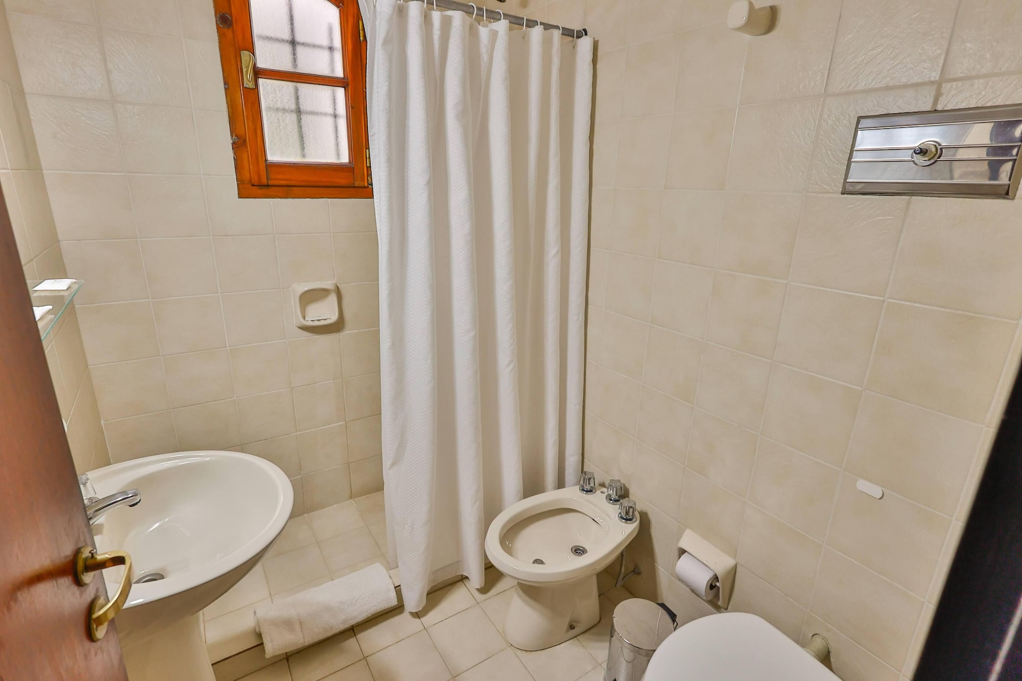1 BEDROOM, BUNGALOW