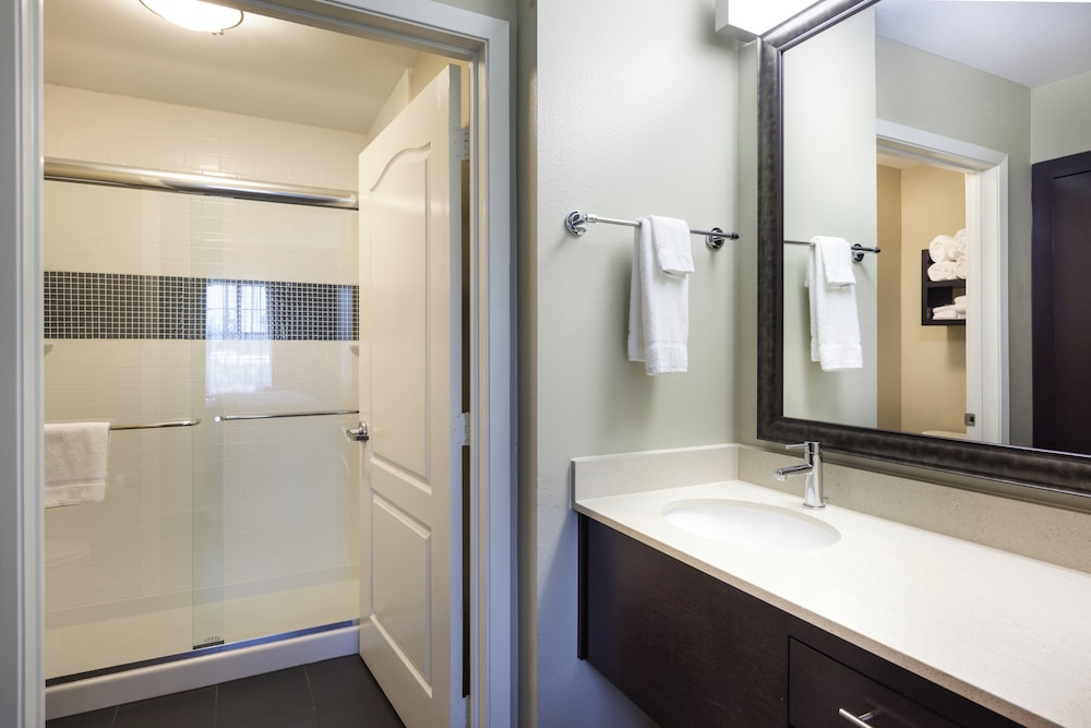 Staybridge Suites Houston I-10 West-Beltway 8 46/49