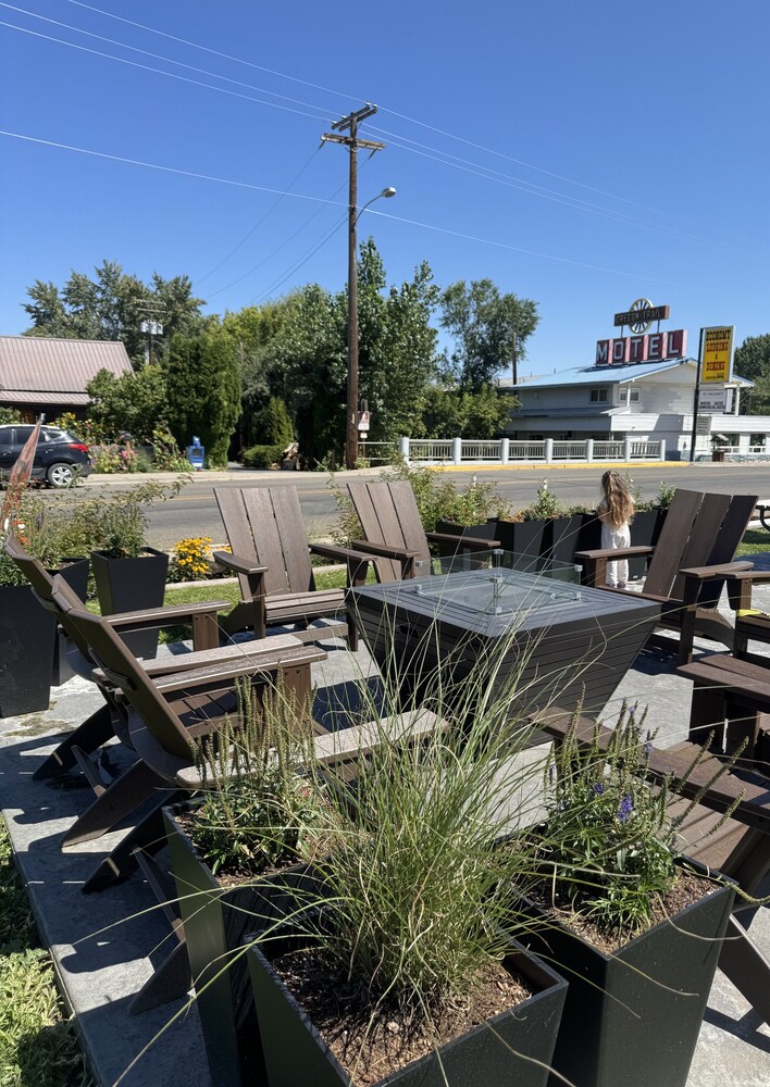 Bridge Street Inn 56/62