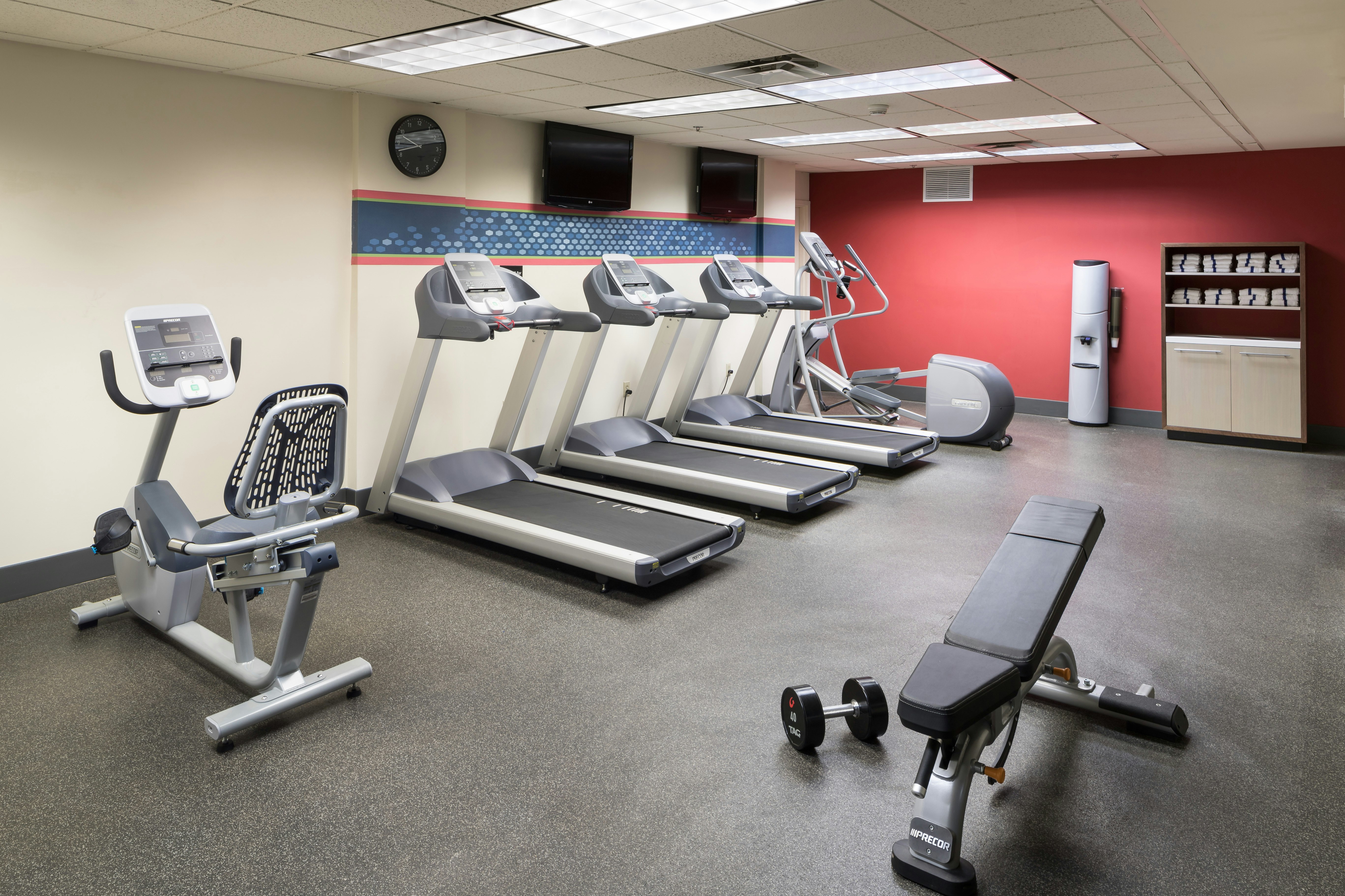 Hampton Inn and Suites Atlanta Downtown 33/56