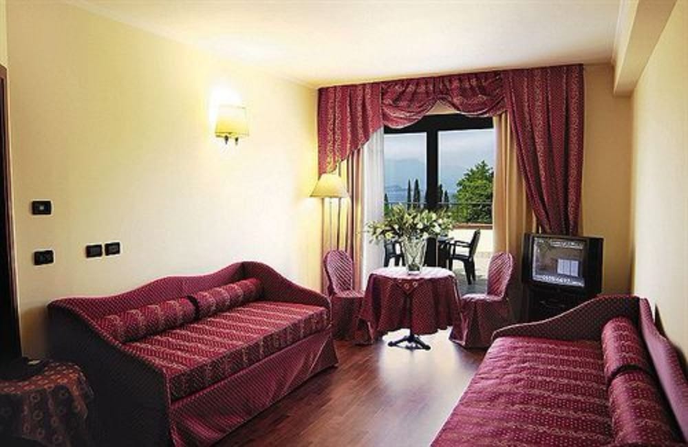 Admiral Hotel Villa Erme 42/60