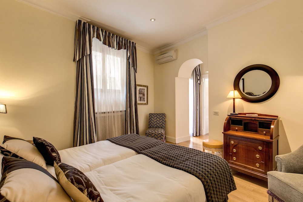 Hotel Cortina 4/53