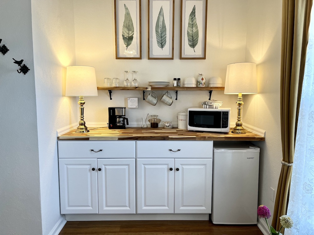 The Adagio Bed and Breakfast 8/50