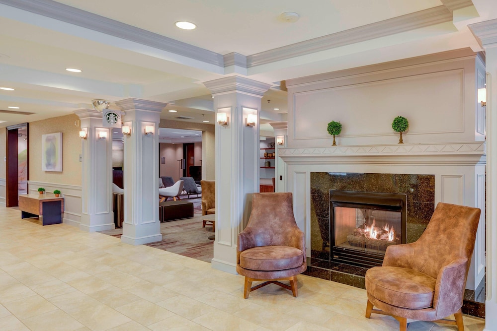 Courtyard Cranbury South Brunswick 10/49