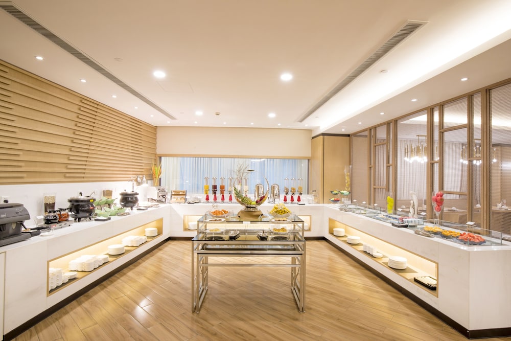 Jin Jiang Pine City Hotel 30/50
