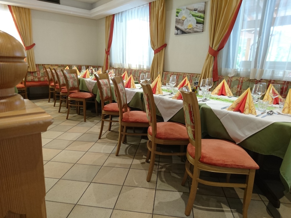 HOTEL STAMSERHOF 43/57