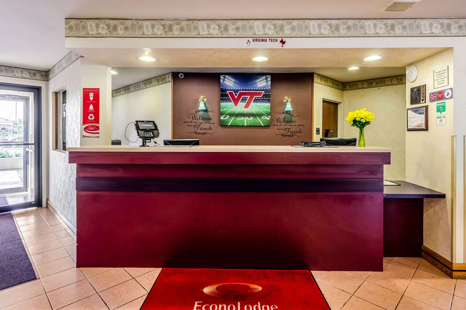 Econo Lodge Christiansburg-Blacksburg I-81 4/18