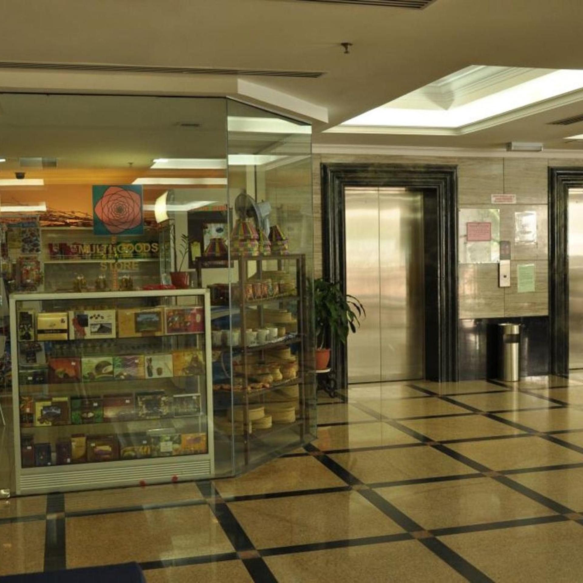 Tang Dynasty Park Hotel 6/50