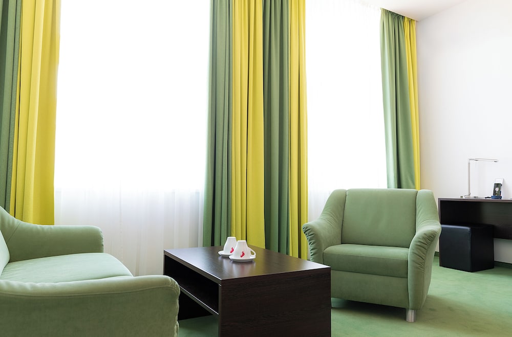 Rainers Hotel 48/68