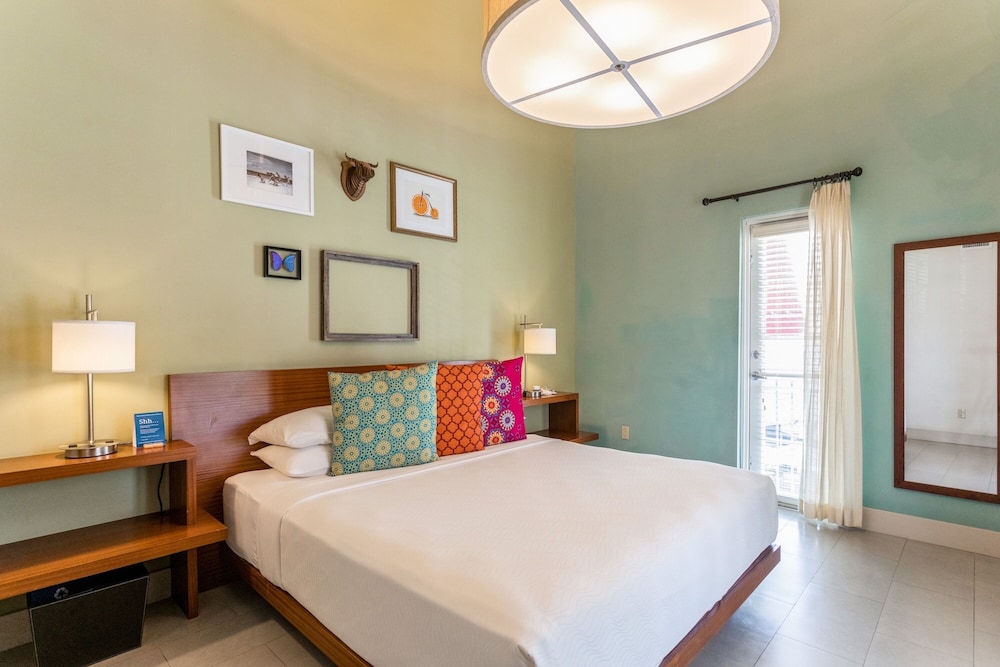 2 Bedrooms, Apartment, King Bed