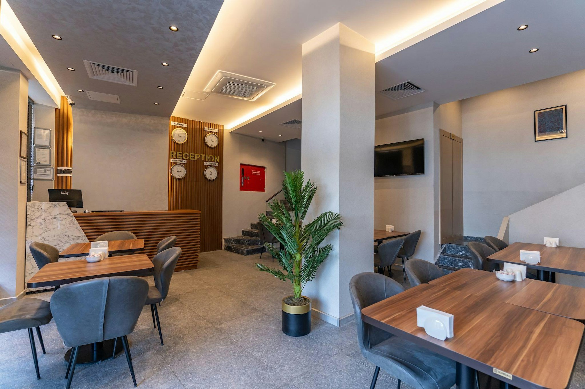 UTKUBEY HOTEL 26/47
