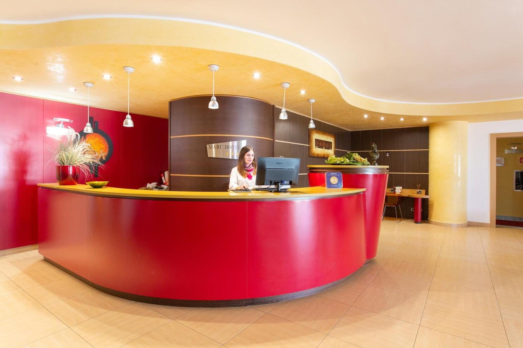 Marc Hotel 8/61
