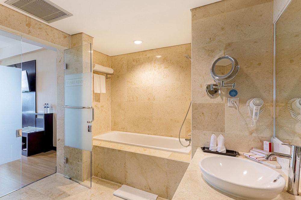 Claro Hotel Kendari 25/62