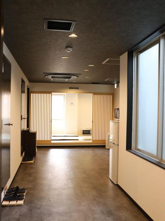 Lore Hostel Doutonbori 12/99