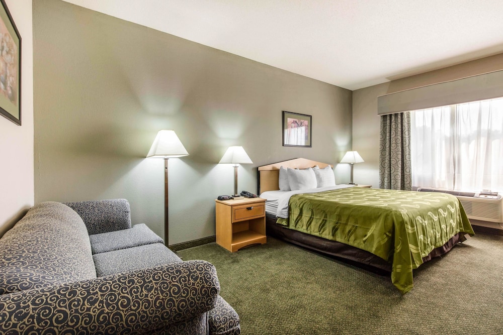 Quality Inn and Suites Pearl-Jackson 16/36