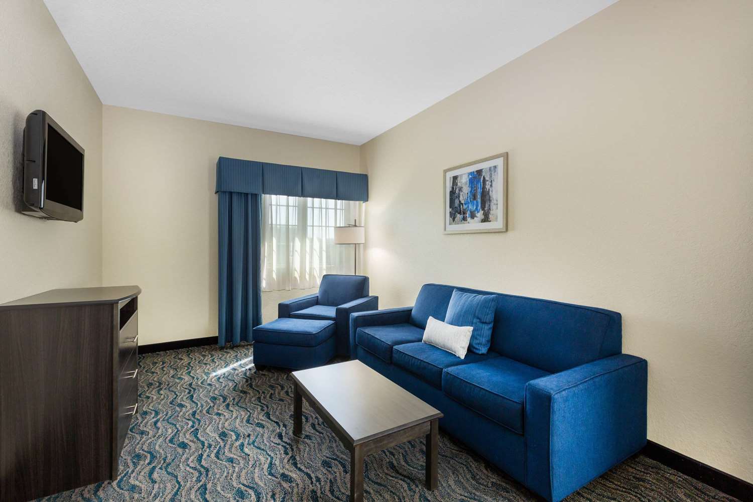 Baymont By Wyndham Des Moines Airport 28/56