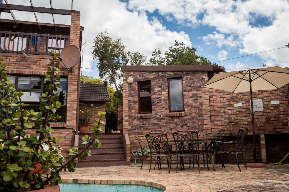 Jenny's Guest House 29/30