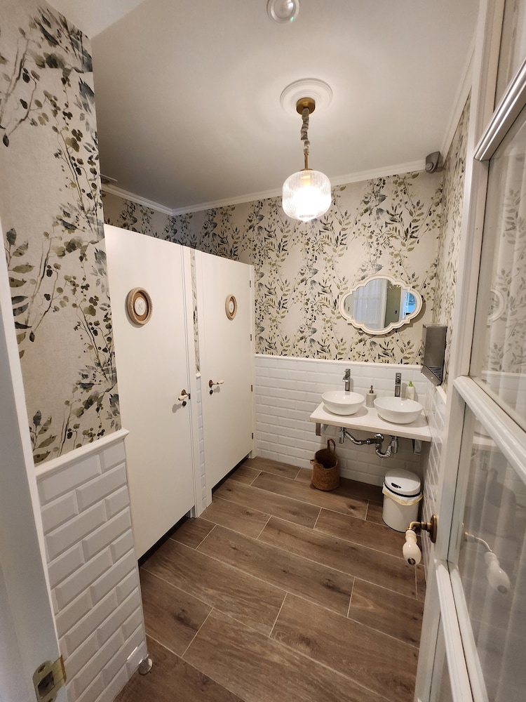 Hotel Boutique IULIA 5 Estrellas 31/50