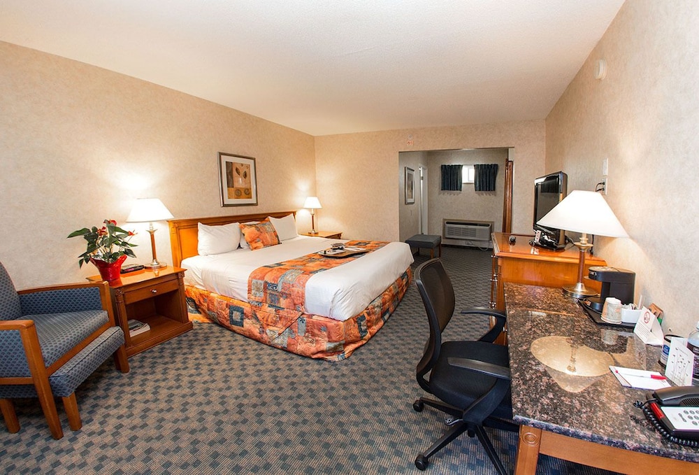 North Vancouver Hotel 23/52