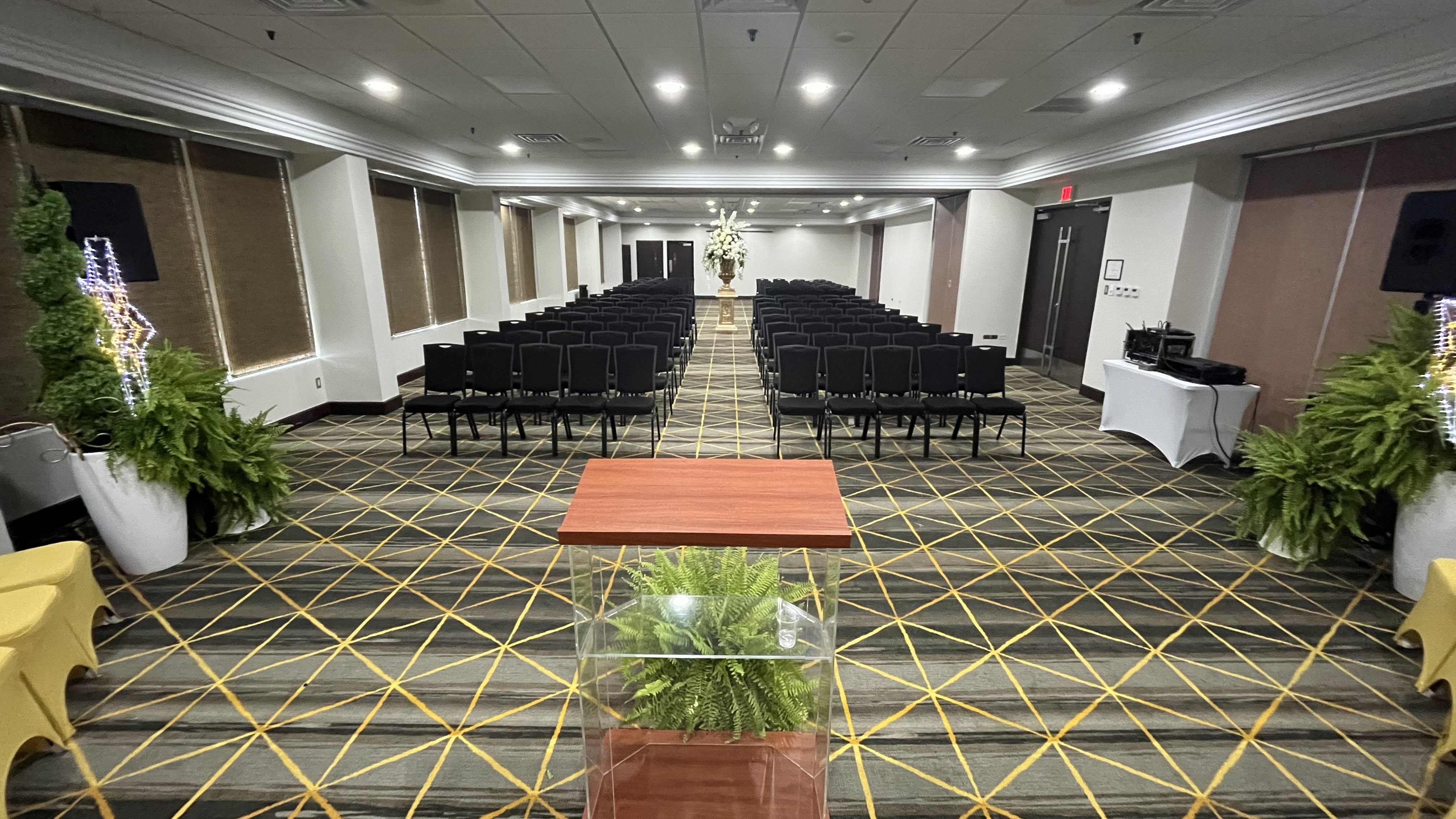 Holiday Inn Mayaguez and Tropical Casino 58/64