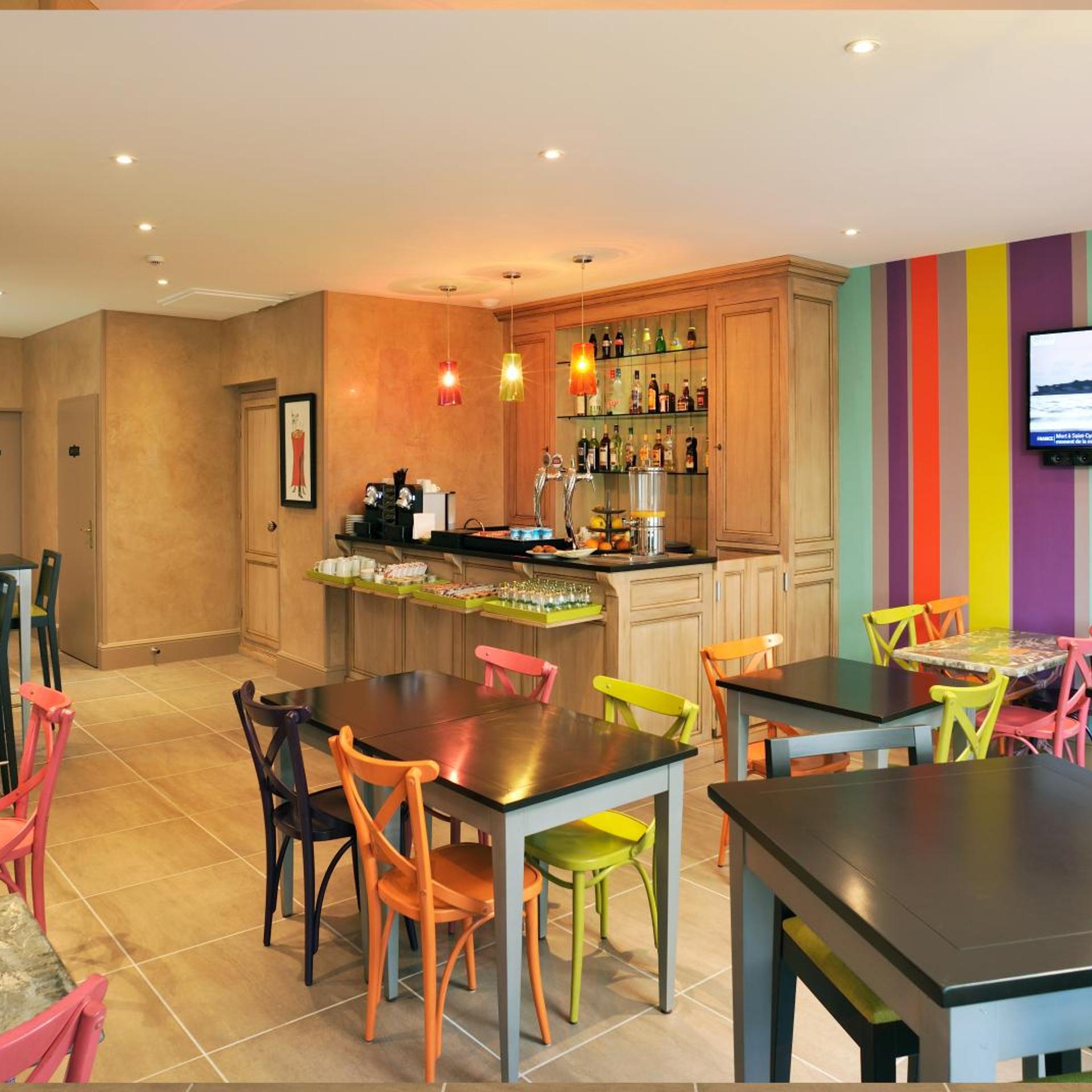 Hostellerie du Forez 18/36