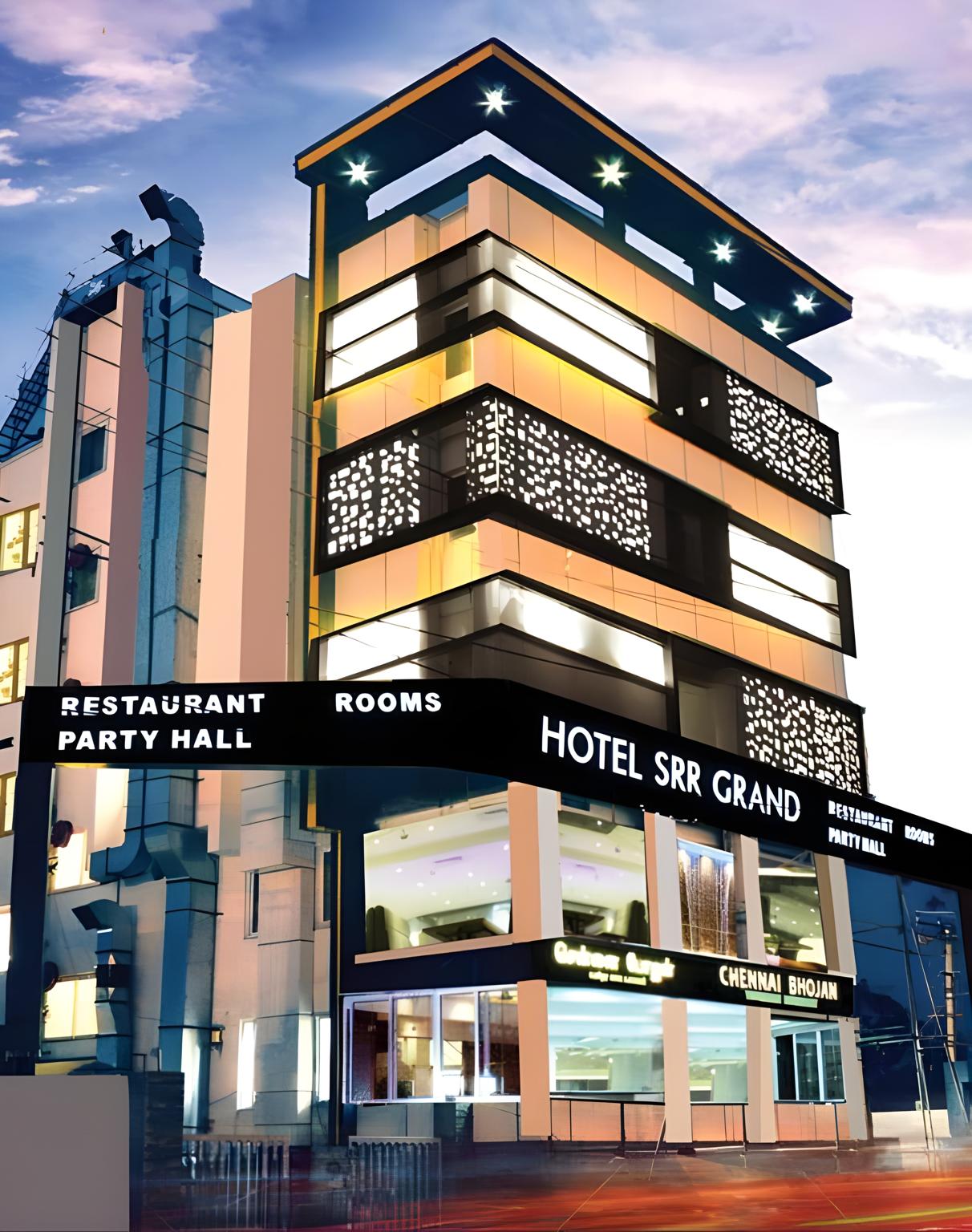 Hotel Srr Grand 1/18