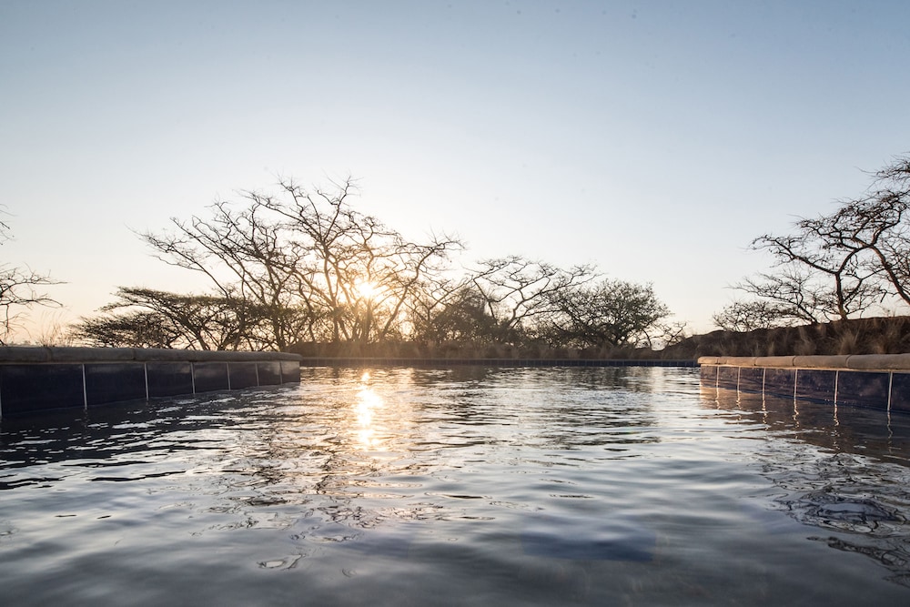 The Hilton Bush Lodge 37/45