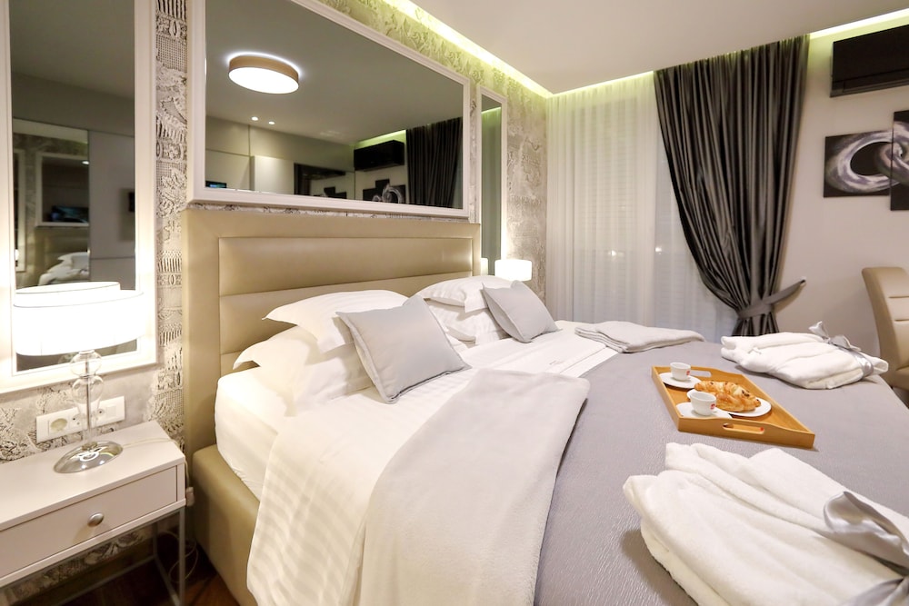 Luxury Rooms Kadena 5/45